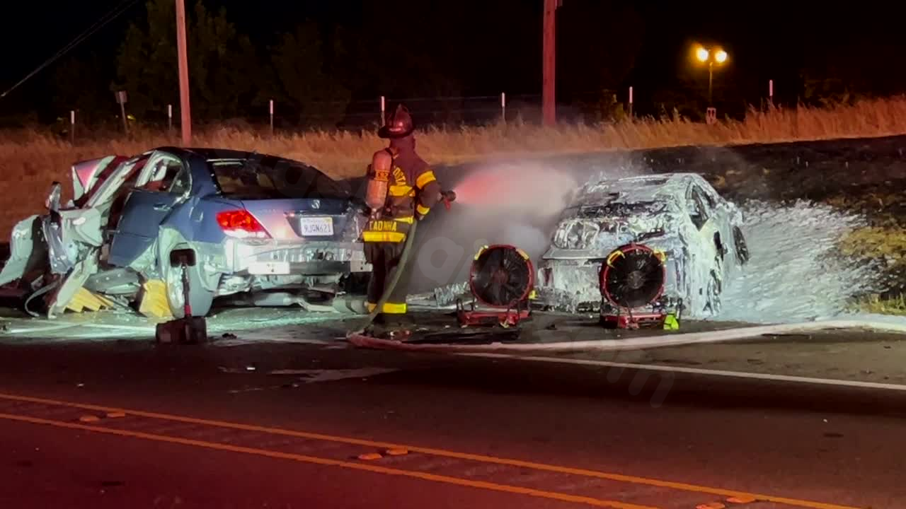 2 killed in fiery Brentwood head-on crash on Highway 4