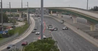 Fatal crash shuts down southbound lanes of Florida's Turnpike in Davie, officials say