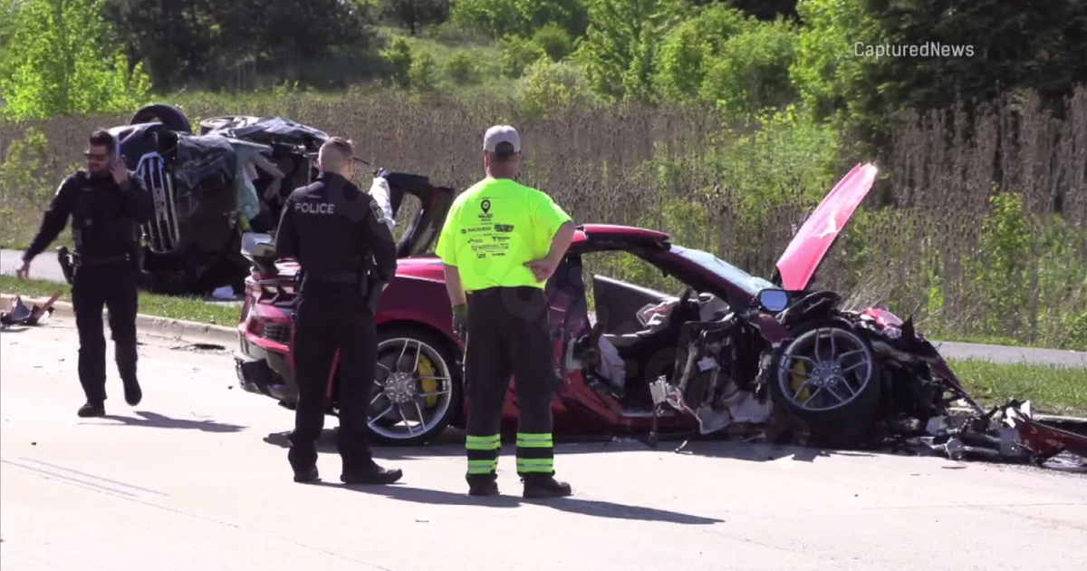 6 injured, including 12-year-old, in Grayslake, Illinois crash