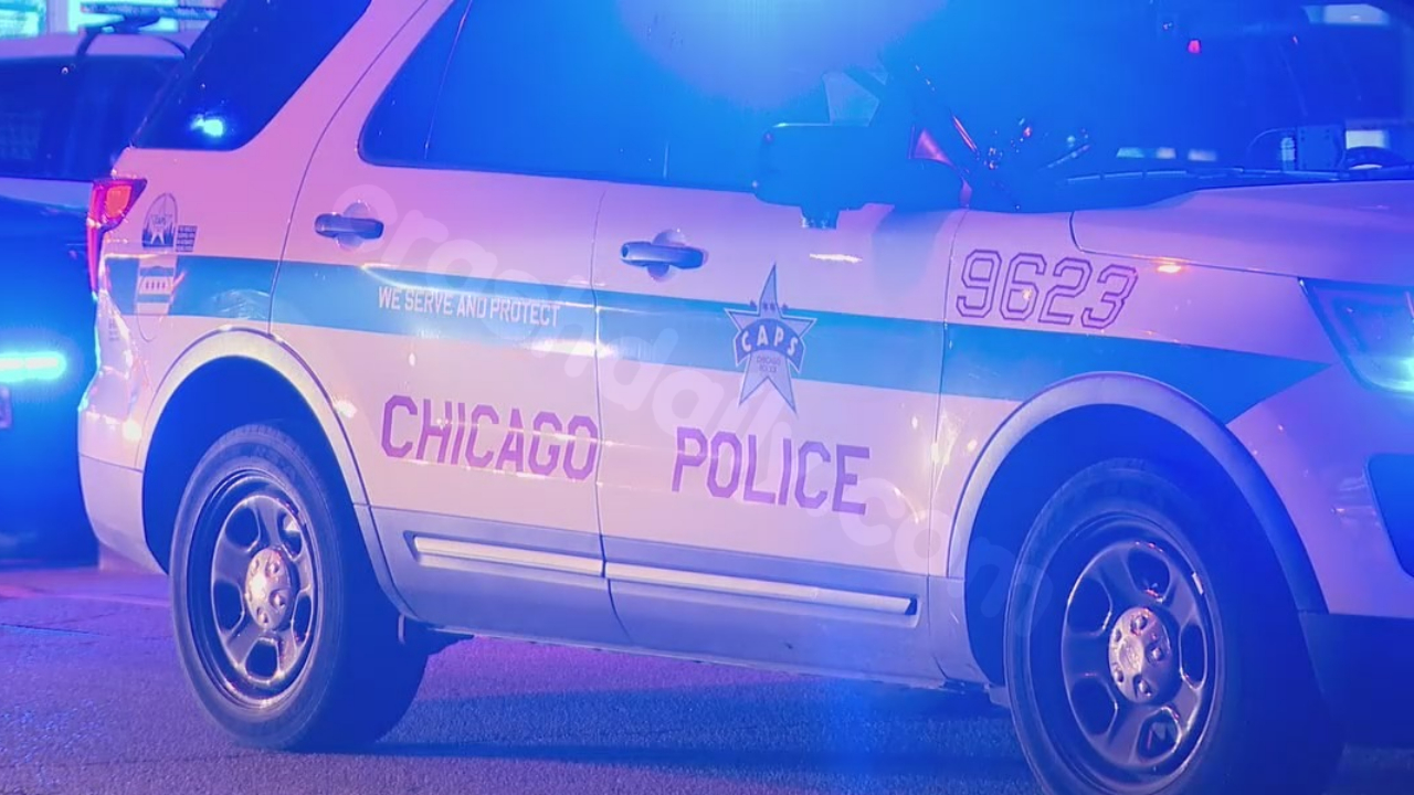 Chicago crash: 7 people, including 2 CPD officers, hurt in multi-car crash