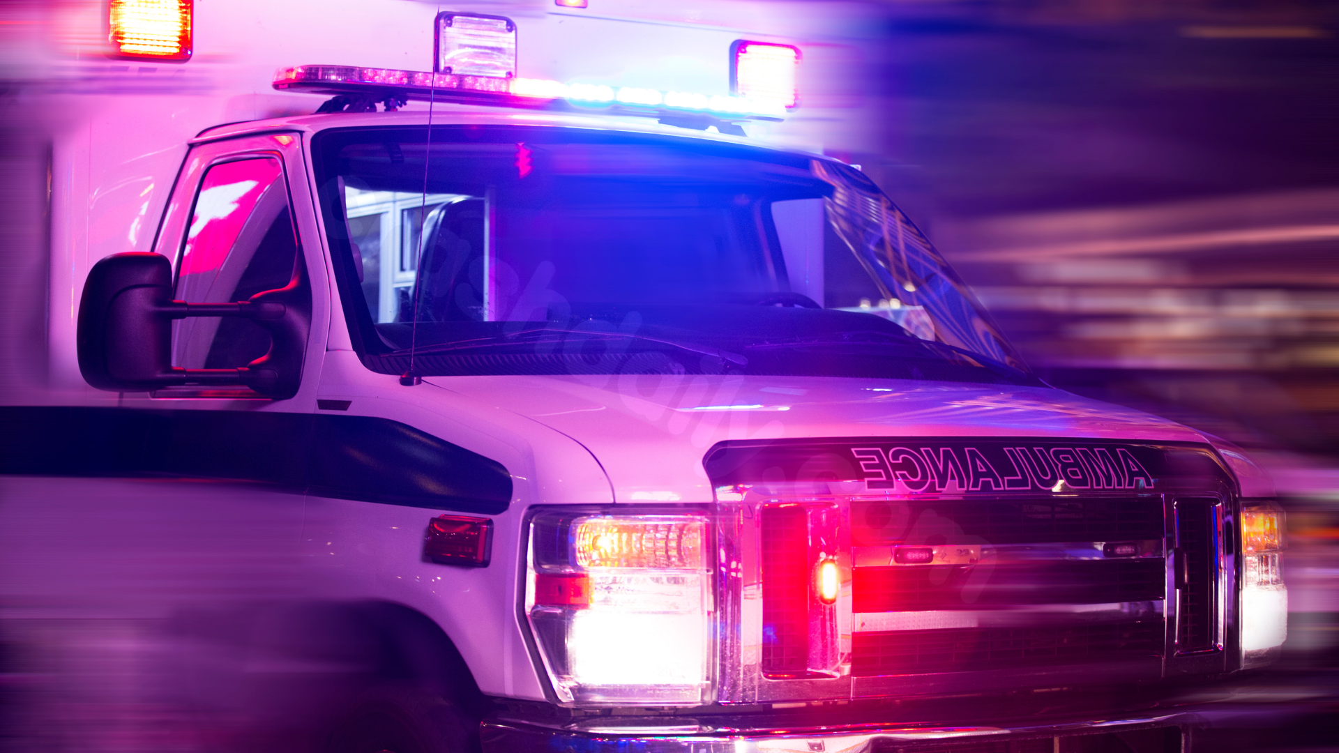 Two killed, two hospitalized after wrong-way crash on I-43