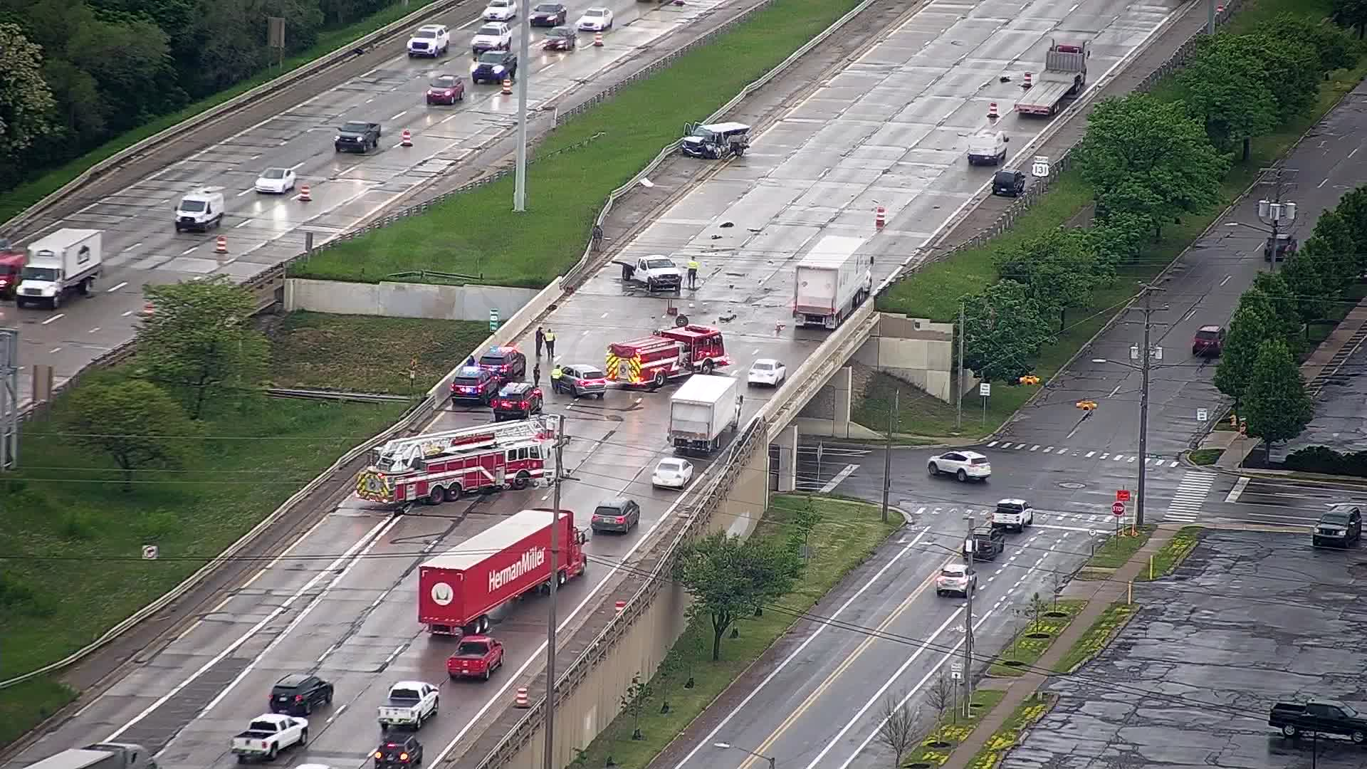 MSP investigates deadly crash on US-131 in Grand Rapids