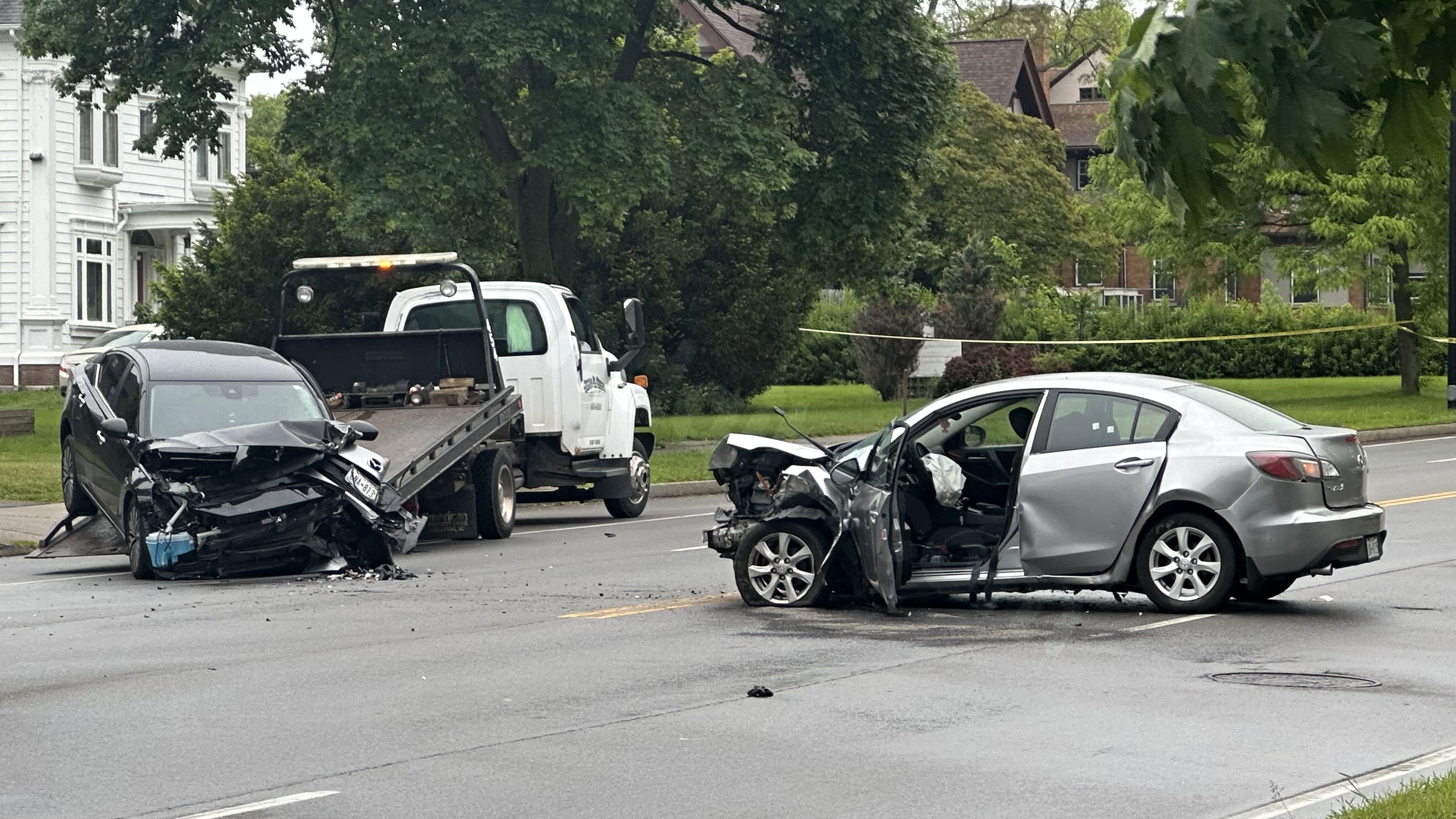 63-year-old woman dies in Lake Avenue accident
