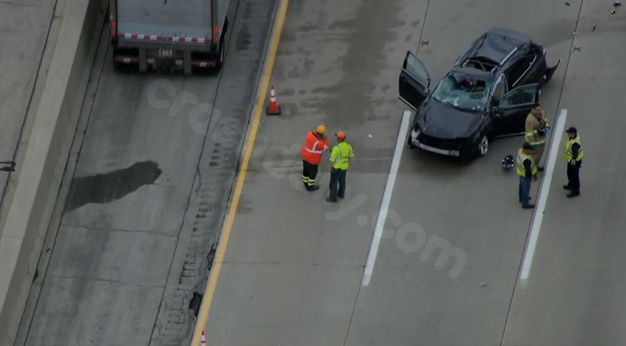 Three individuals hurt in rollover accident in Gurnee: authorities