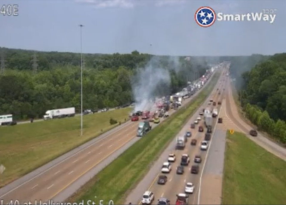 Accident causes closure of westbound I-40 lanes