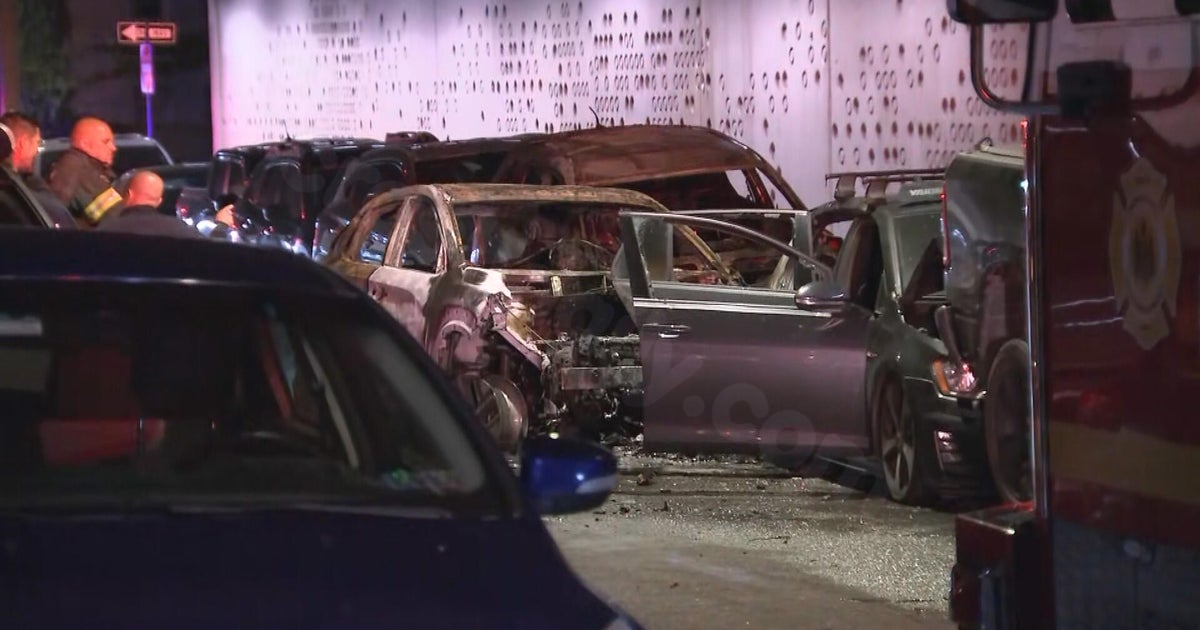 Fatal crash in Fishtown neighborhood leaves Uber driver dead and passenger injured