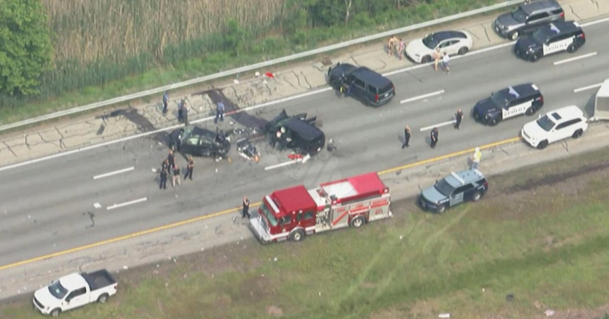 Fatal crash in Tyngsboro causes 1 fatality, 3 injuries, Route 3 closure