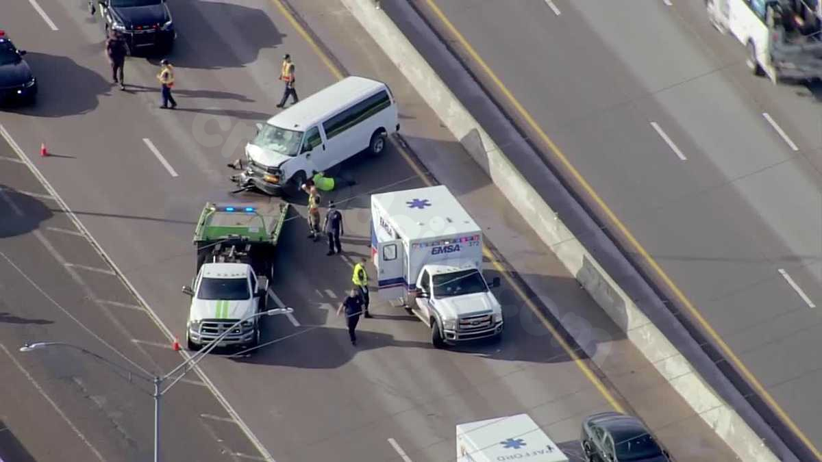 Four ambulances dispatched to multi-vehicle collision on I-40 near Del City