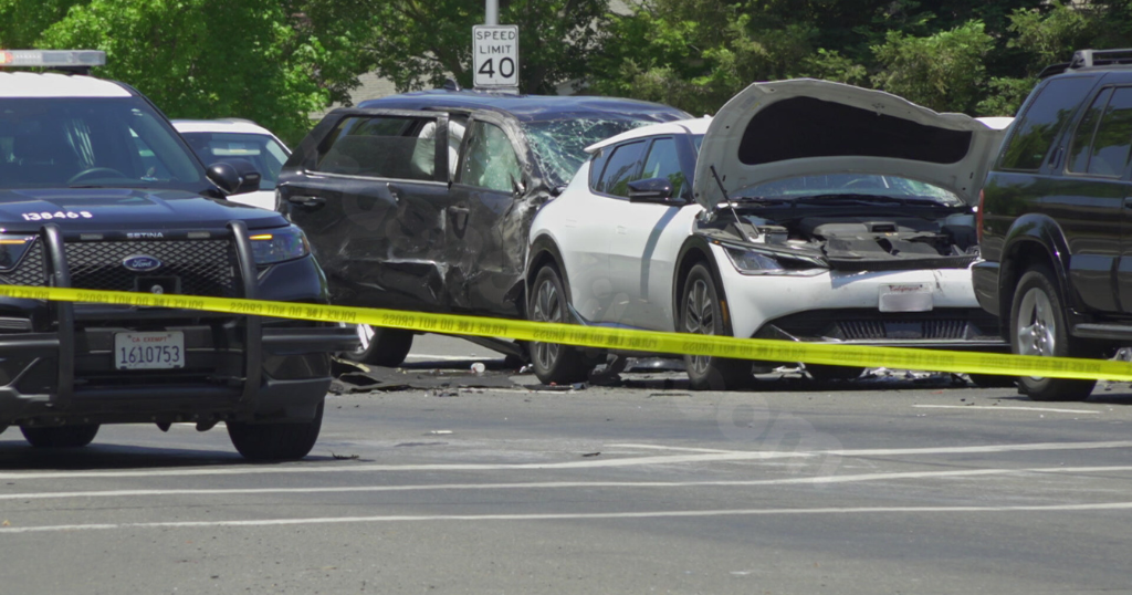 Serious accident on Florin Road near I-5 causes road closure