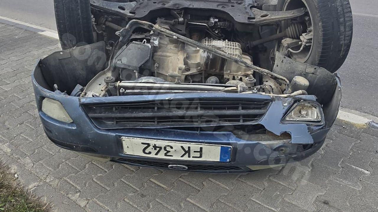 Kaza: Araç devrildi...
