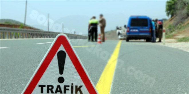 Sivas'ta Araç Kazası: 3'ü Ağır, 4 Yaralı