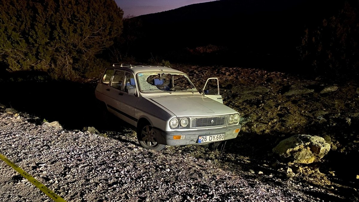 Afyon'da yaşanan trafik kazası maalesef can kayıplarına neden oldu.
