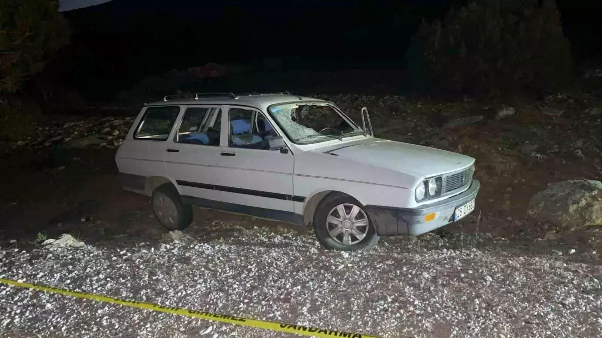 Afyonkarahisar'da Trafik Kazasında 75 Yaşındaki Sürücü Hayatını Kaybetti