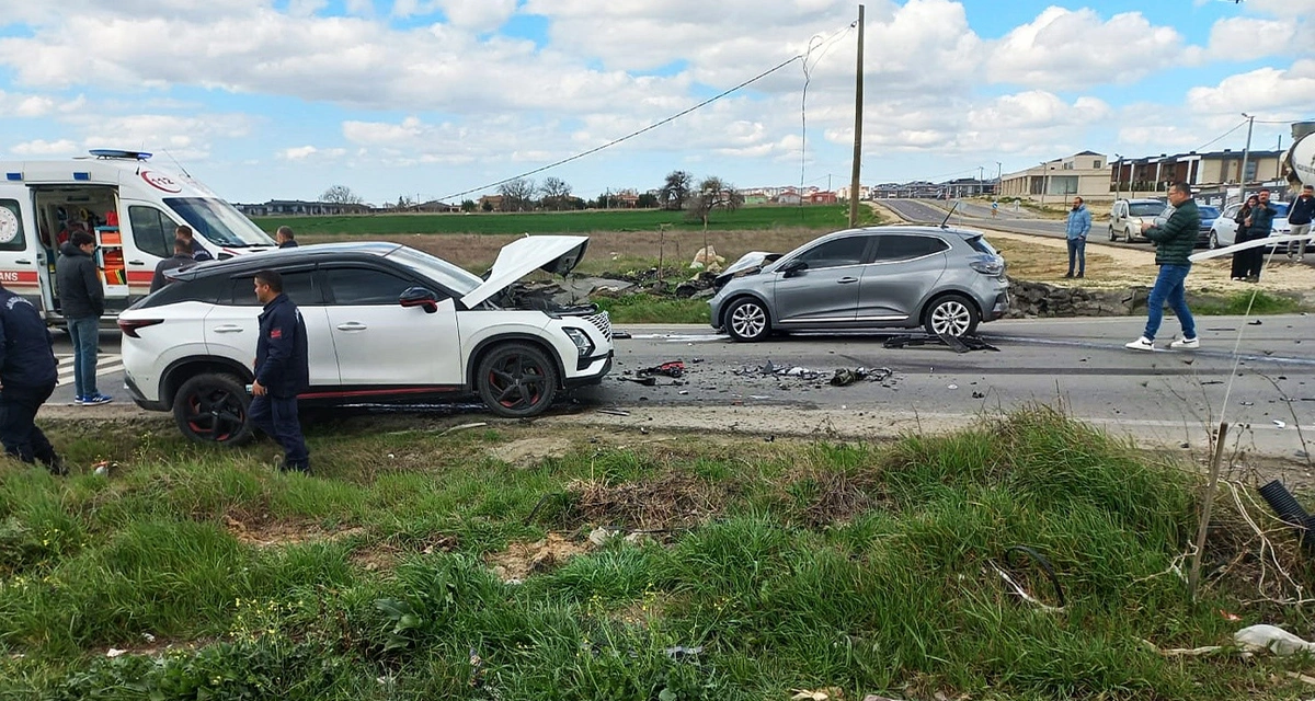 Çorlu'da meydana gelen zincirleme kazada 6 kişi yaralandı, bunlardan 3'ü askeri personeldi - Oxu.az