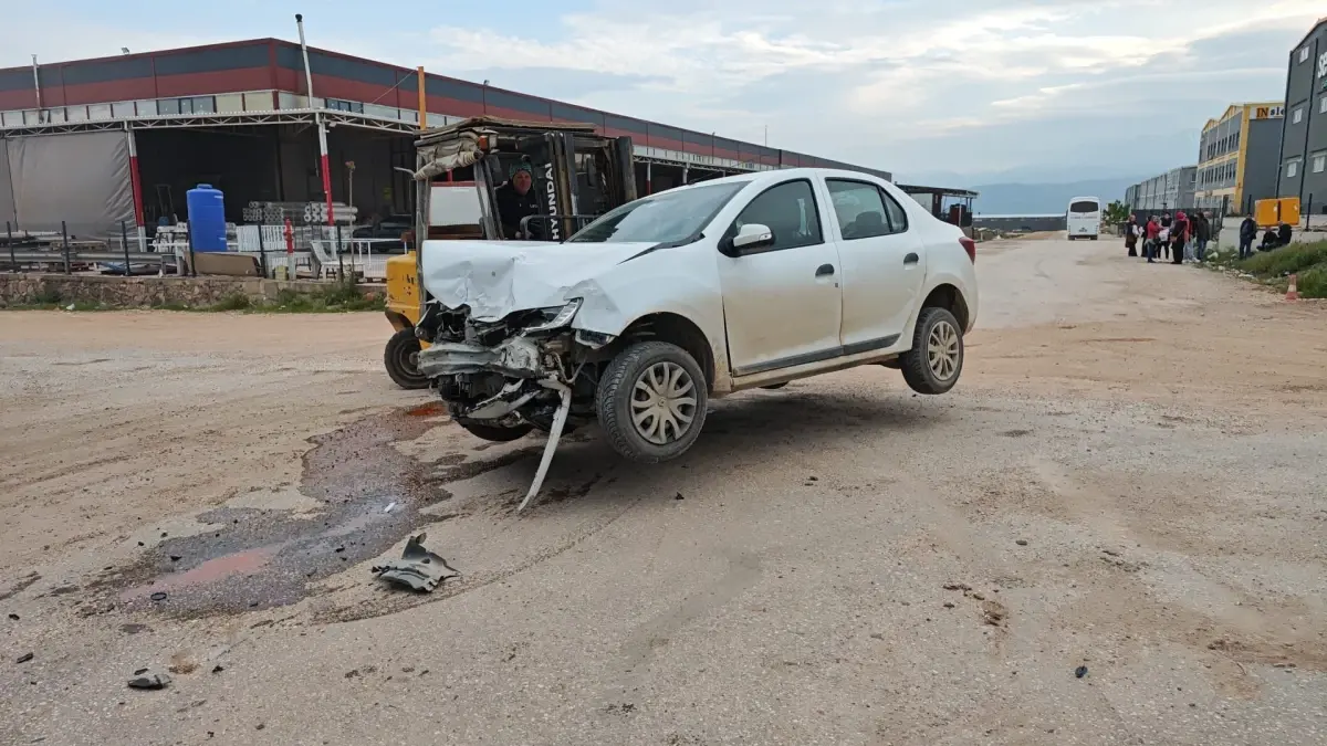 Bursa'da Trafik Kazası: 4 Yaralı