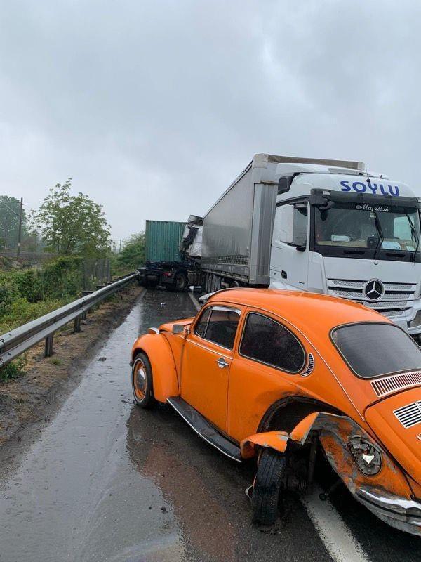 Anadolu Otoyolu'nda 7 ayrı trafik kazası meydana geldi.