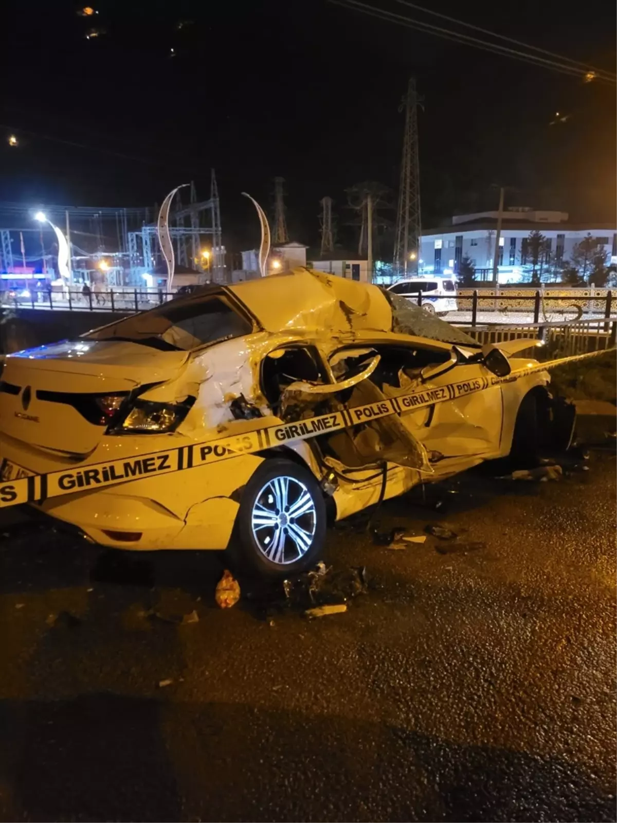 Giresun'da Trafik Kazası: 2 Kişi Vefat Etti, 2 Kişi Yaralandı.