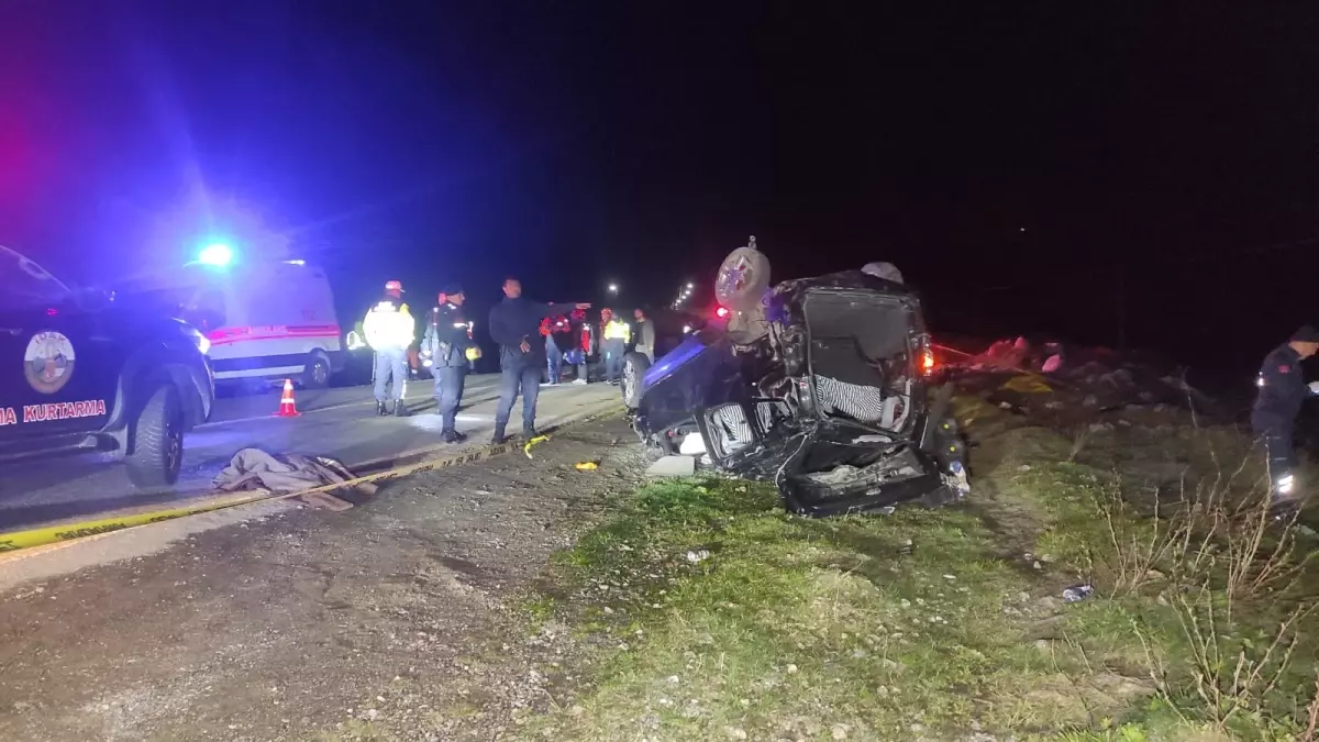 Rize’de Trafik Kazası 3 Ölü, 2 Yaralı