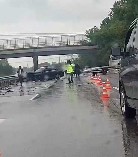 Sakarya Geçişi'nde 4 saatte 7 ayrı kaza oldu.