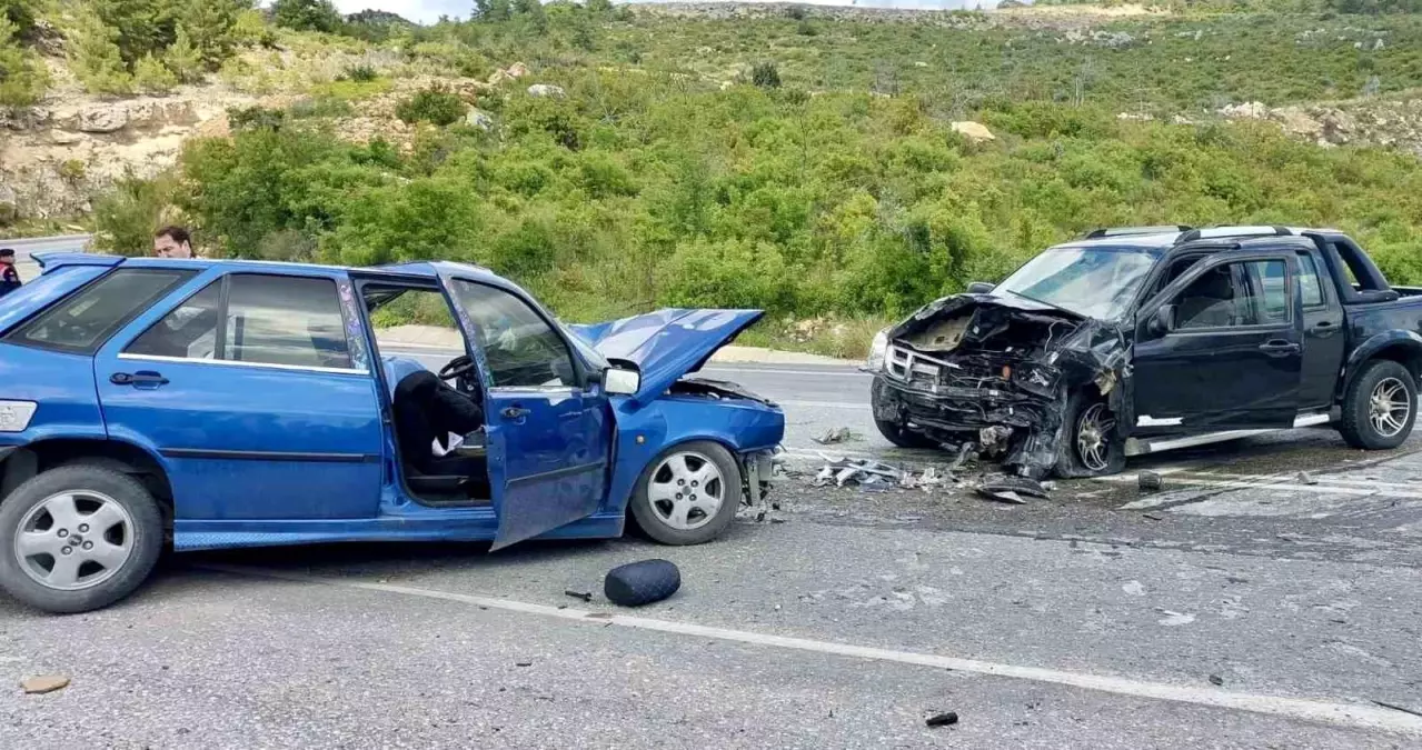 Antalya'da Kaza: 1 Kişi Hayatını Kaybetti, 2 Kişi Yaralandı