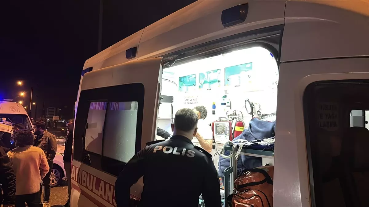 Adıyaman'da Kaza: 3 Kişi Yaralandı