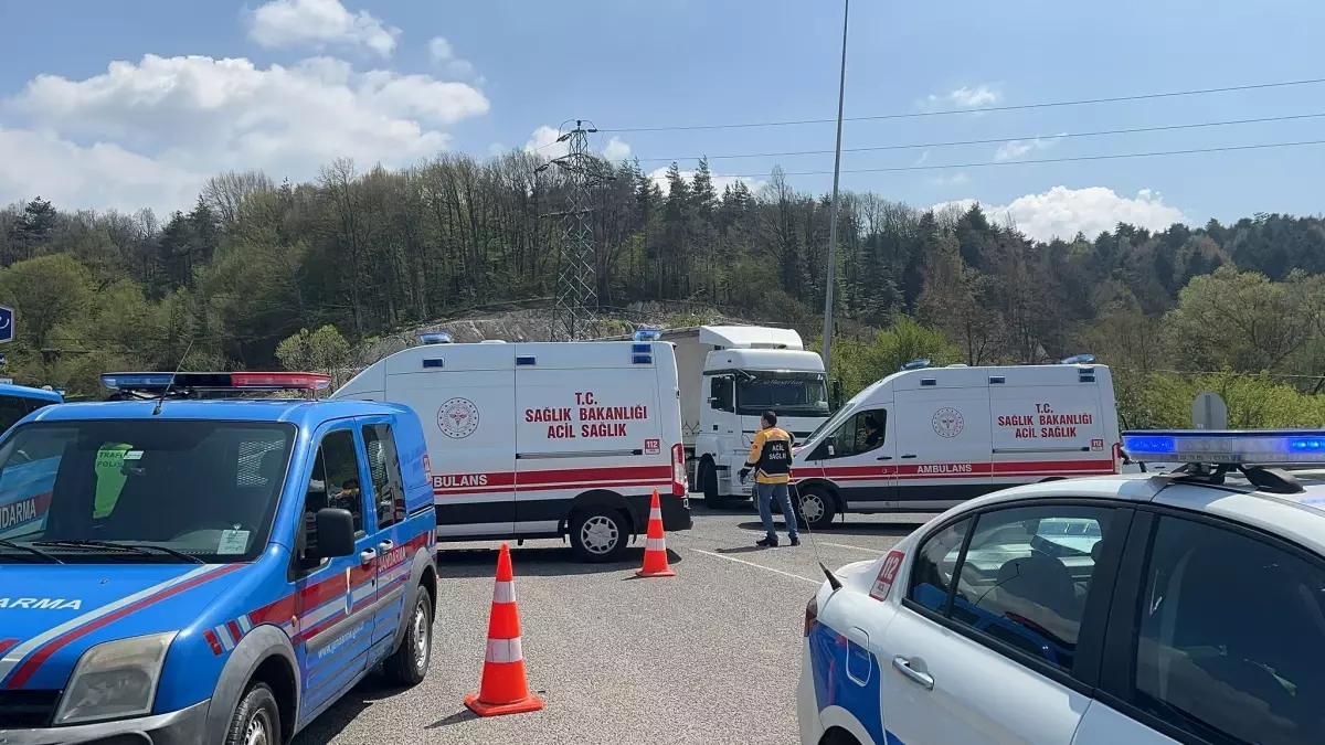 Bolu'da Trafik Olayında 10 kişi Yaralandı