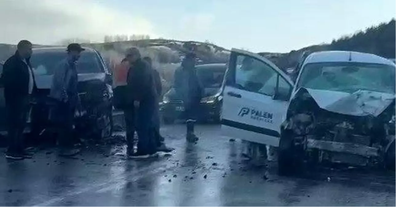 Ispir'de Kaza Sonucu 4 Kişi Yaralandı