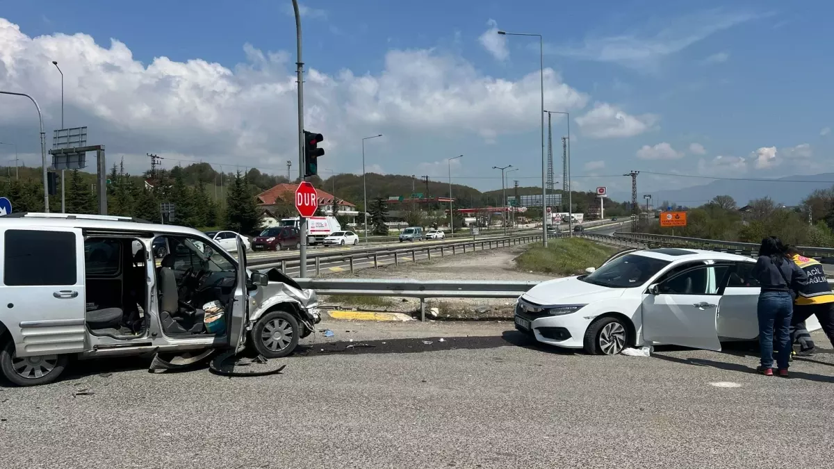 Bolu'da Kaza Sonucu 10 Kişi Yaralandı.
