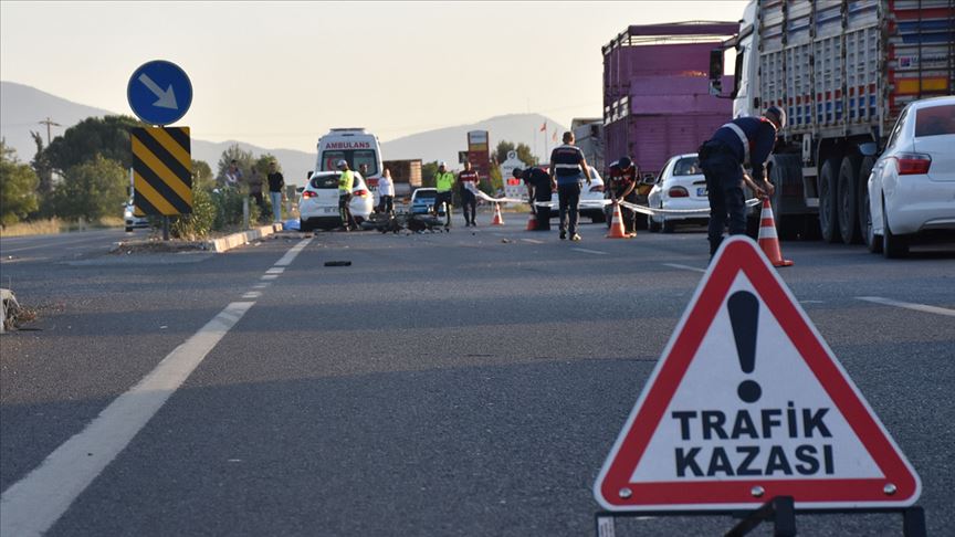 Bursa'da trafik kazaları hayatları tehlikeye atıyor.