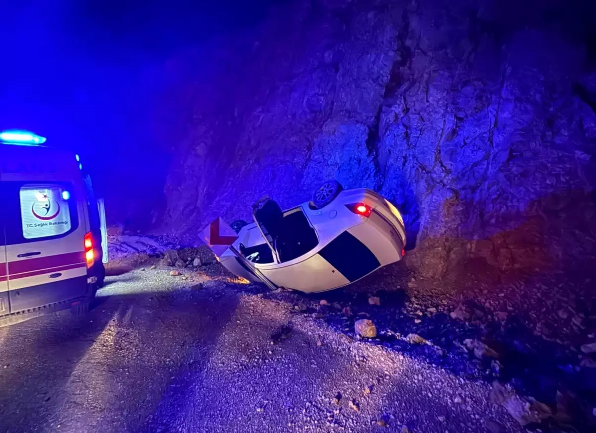 İliç'te Kaza: 2 Kişi Yaralandı