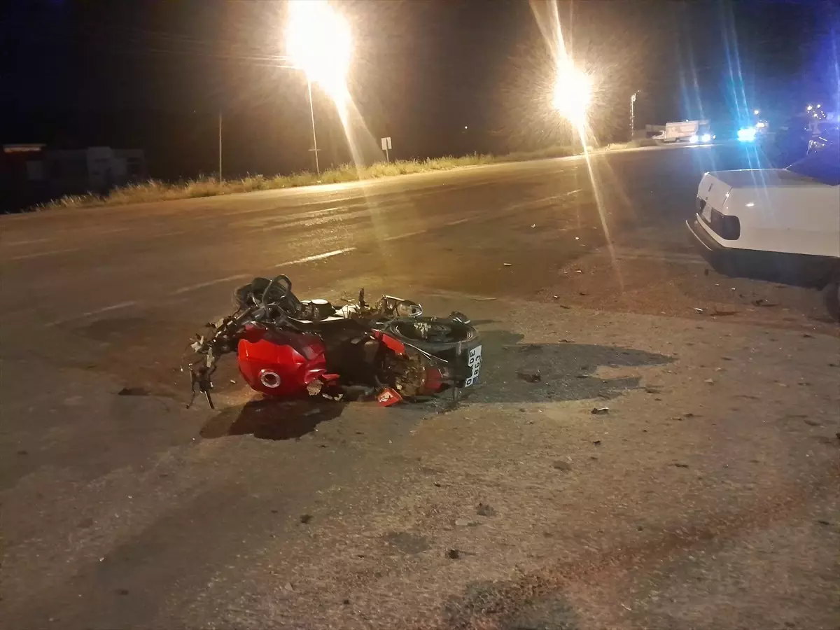 Adıyaman'da Kaza: Bir Kişi Hayatını Kaybetti, Üç Kişi Yaralandı