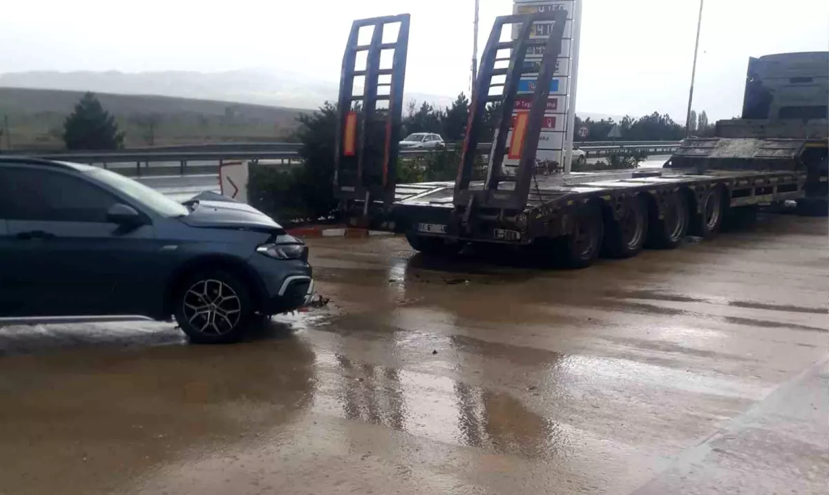 Kırıkkale'de Kaza Sonucu 2 Kişi Yaralandı