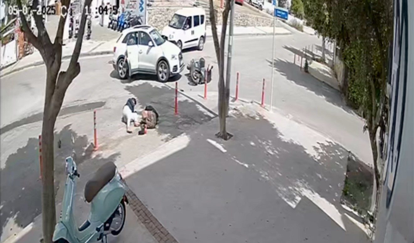Bodrum'da kaza: İki kişi yaralandı.