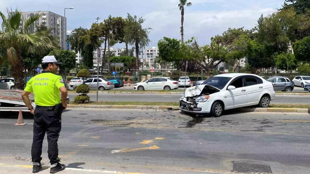 Mersin’de kaza: 3 kişi yaralandı.