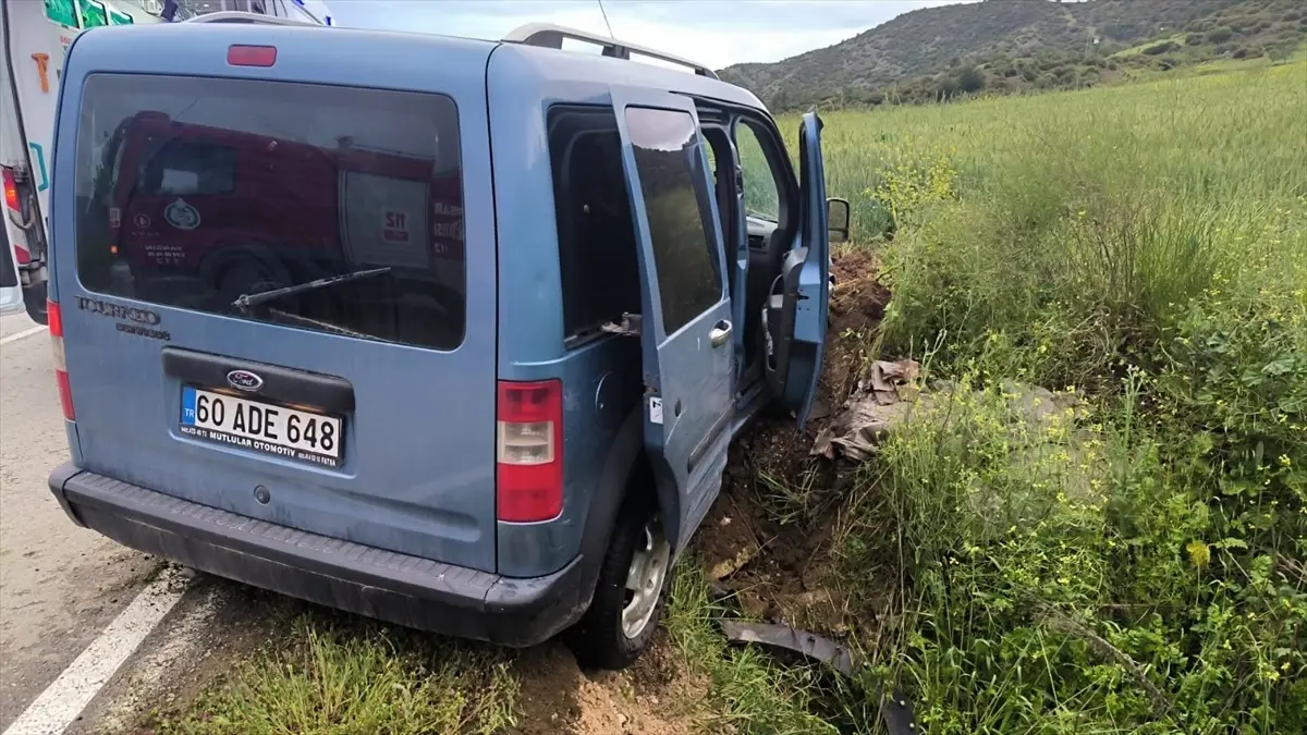 Tokat'ta Trafik Kazası: 3 Yaralı