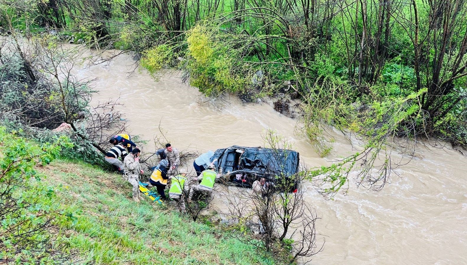 Gümüşhane'de feci kaza: 12 yaşındaki çocuk yaşamını yitirdi