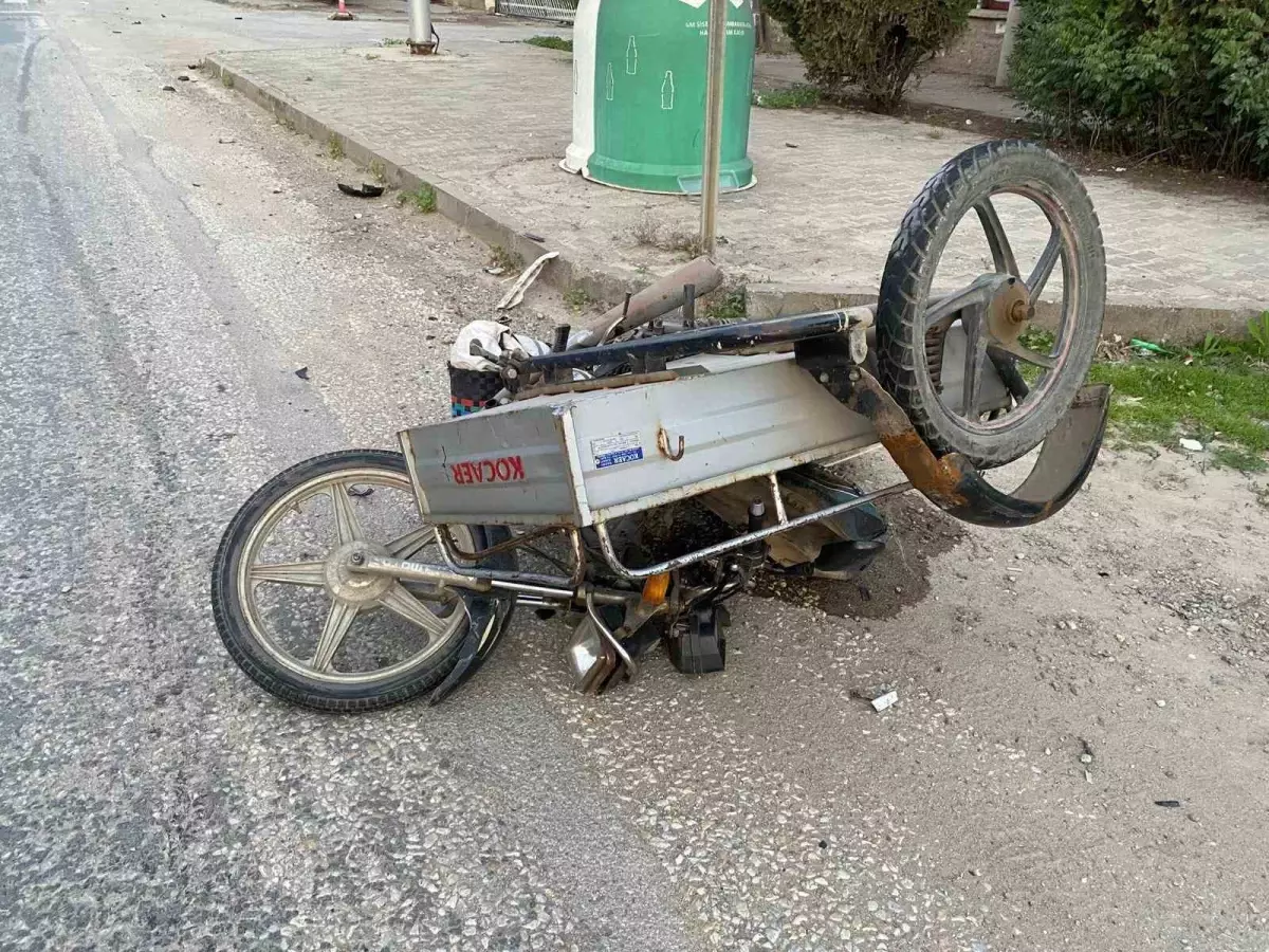 Alaşehir'de Trafik Kazası: İki Kişi Hayatını Kaybetti