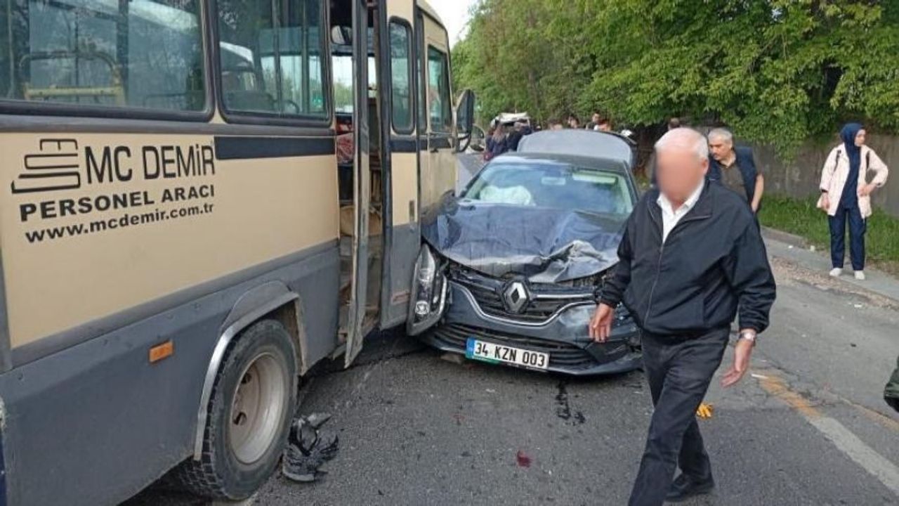 Ankara’da Trafik Kazası! Minibüs 4 Araca Çarptı: 14 Yaralı