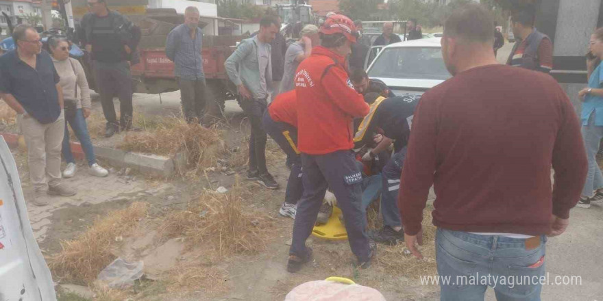Balıkesir’de çift taraflı trafik kazası: 2 yaralı