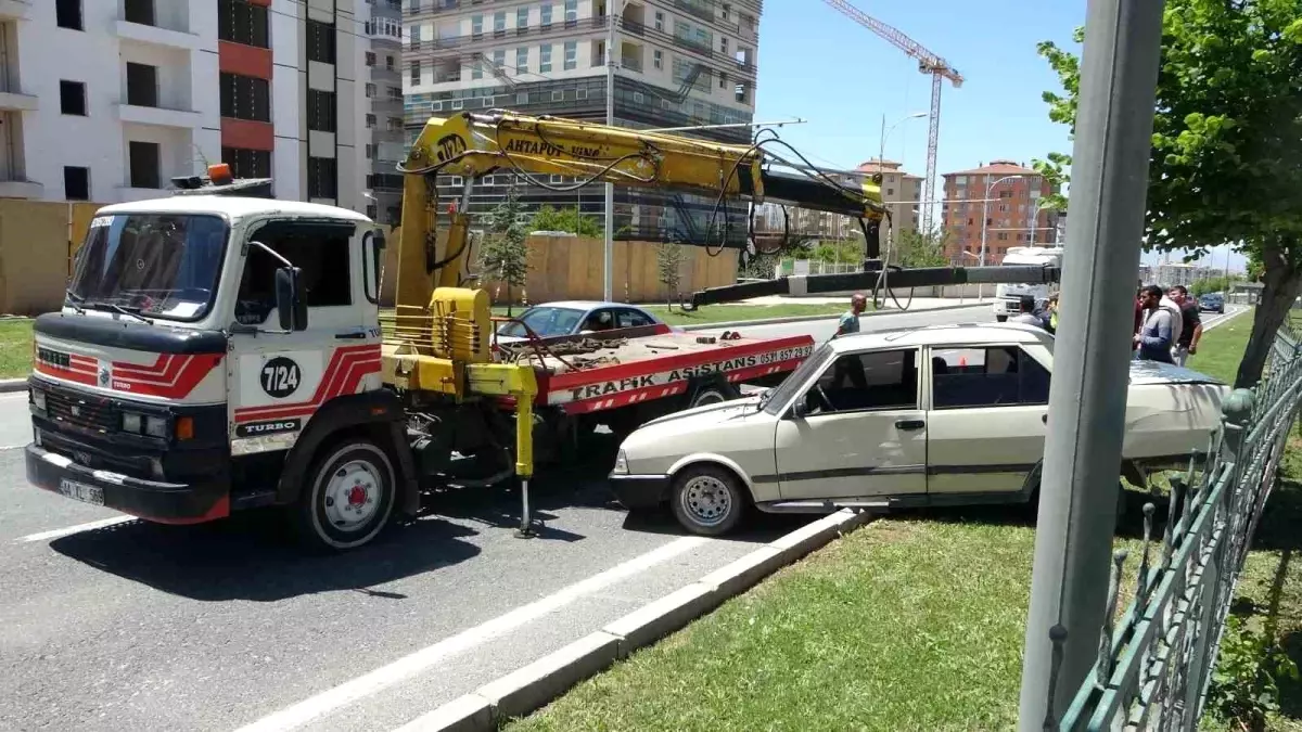 Malatya'da Trafik Kazası: Yaralı Yok