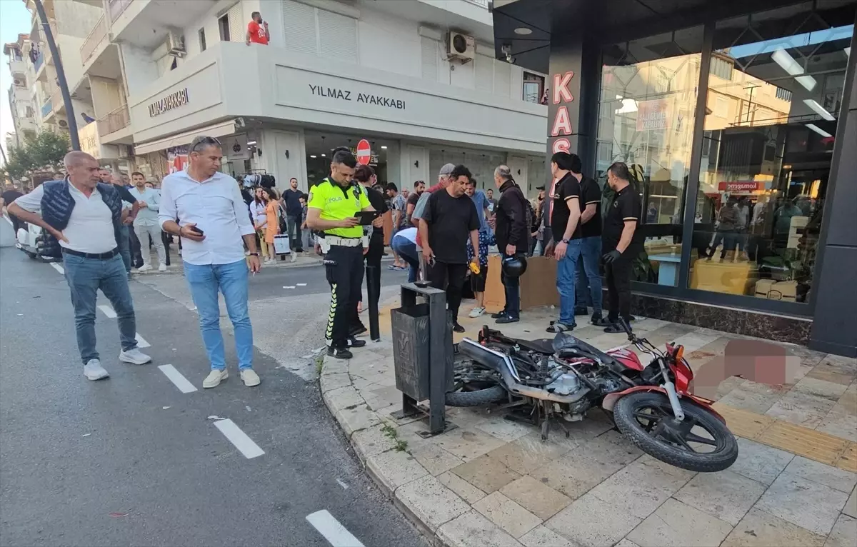 Manavgat'ta Trafik Kazası: 1 Ölü, 1 Yaralı