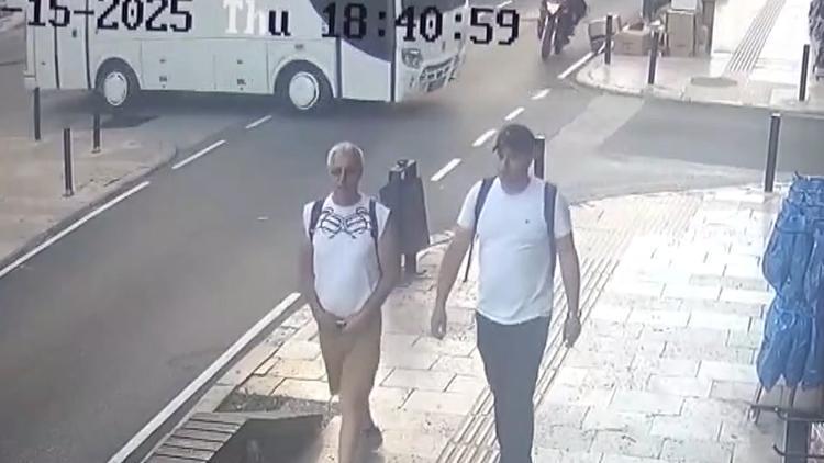 Motosiklet sürücüsünün öldüğü kaza kamerada