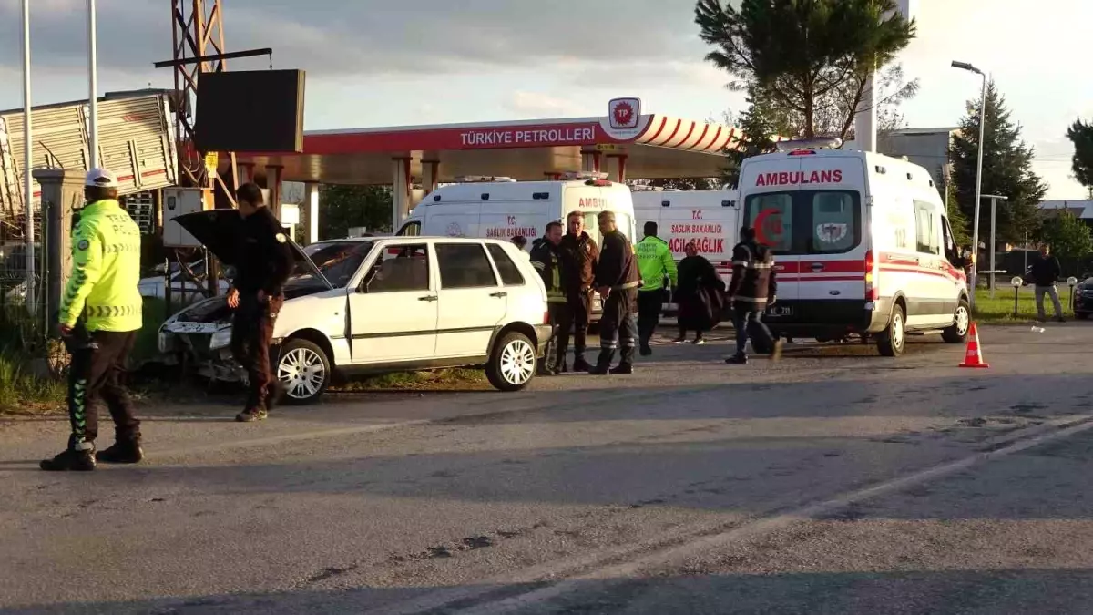 Tavşanlı'da Trafik Kazası: 6 Yaralı