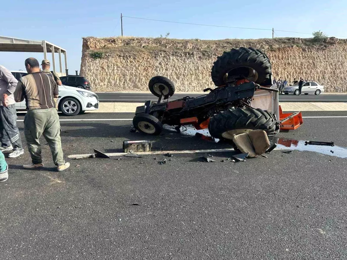 Midyat'ta Trafik Kazası: 3 Yaralı