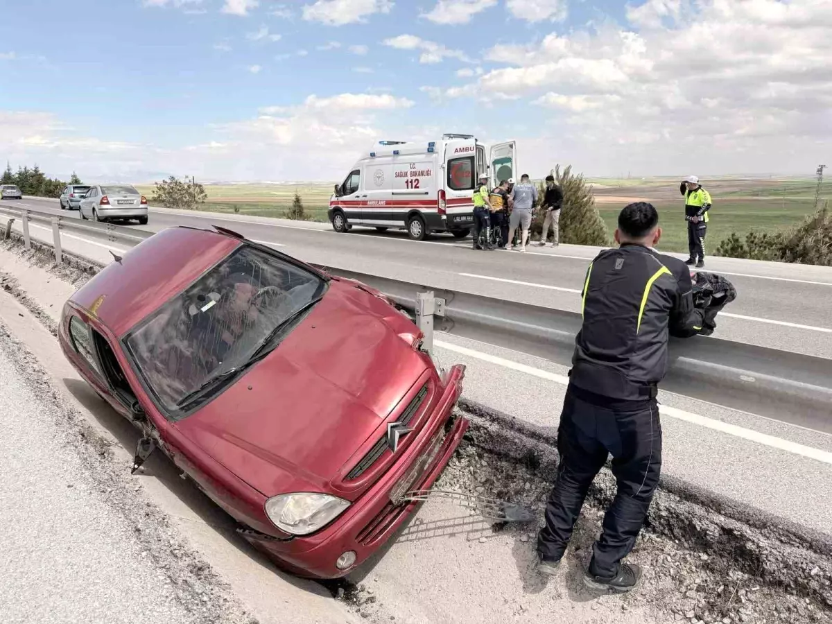Afyonkarahisar'da Trafik Kazası: 75 Yaşındaki Sürücü Hayatını Kaybetti