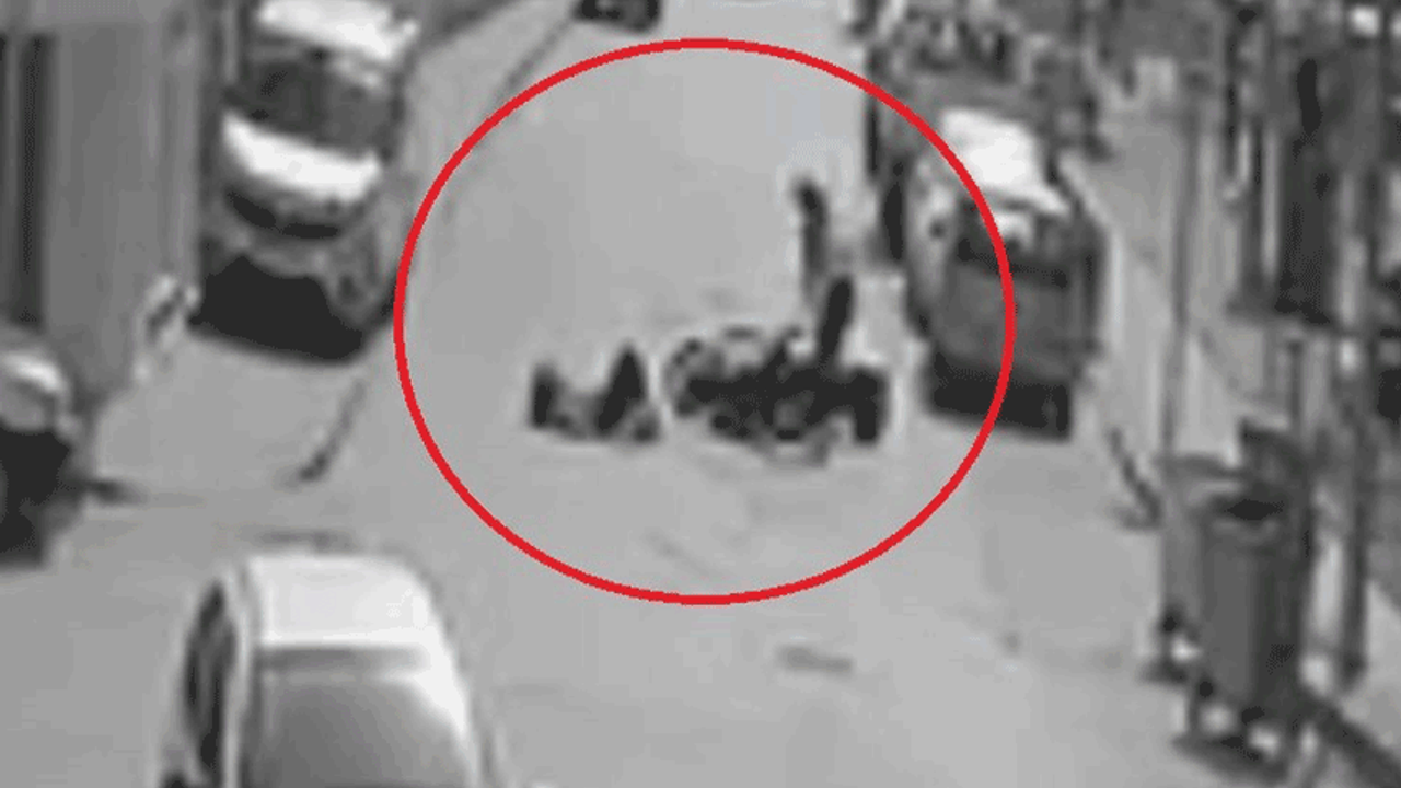 Bursa’da trafik kazası: Motosikletli kurye yayaya çarptı