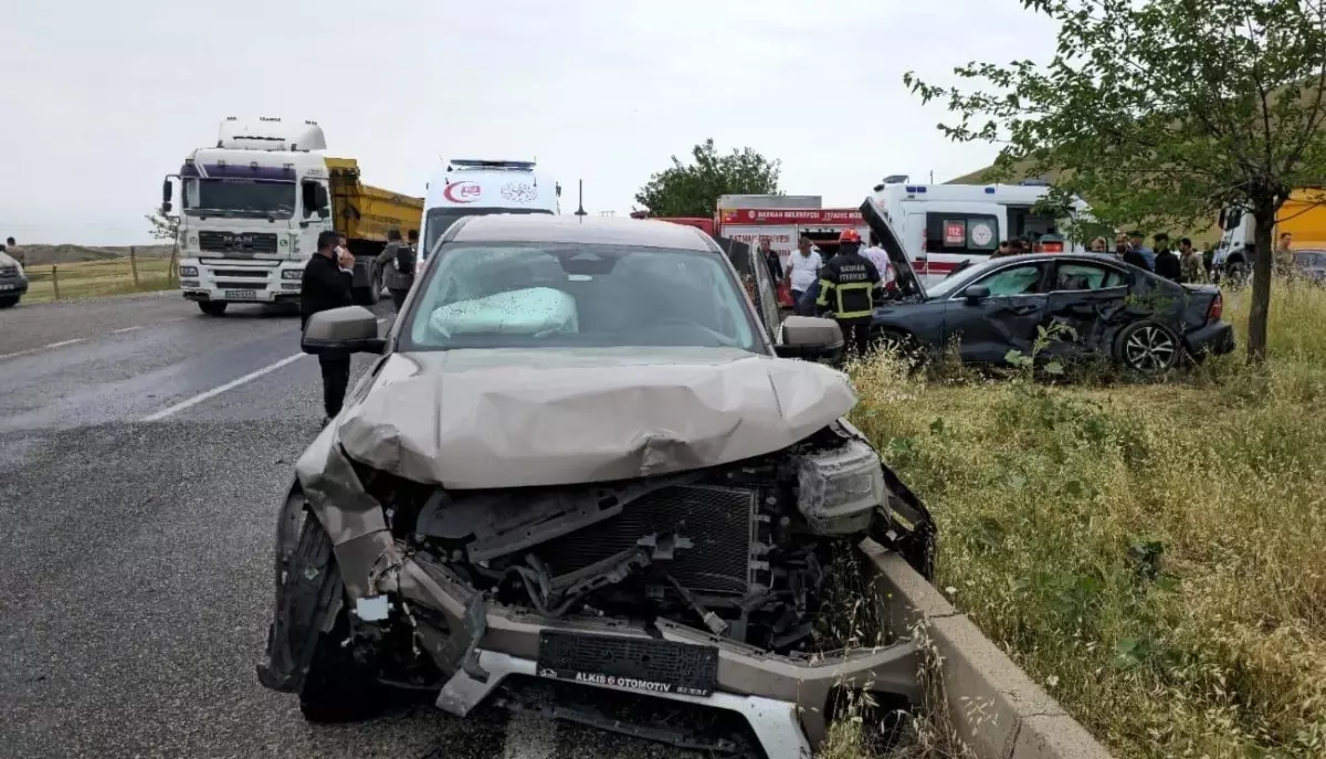 Silvan'da Trafik Kazası: 1 Ölü, 3 Yaralı