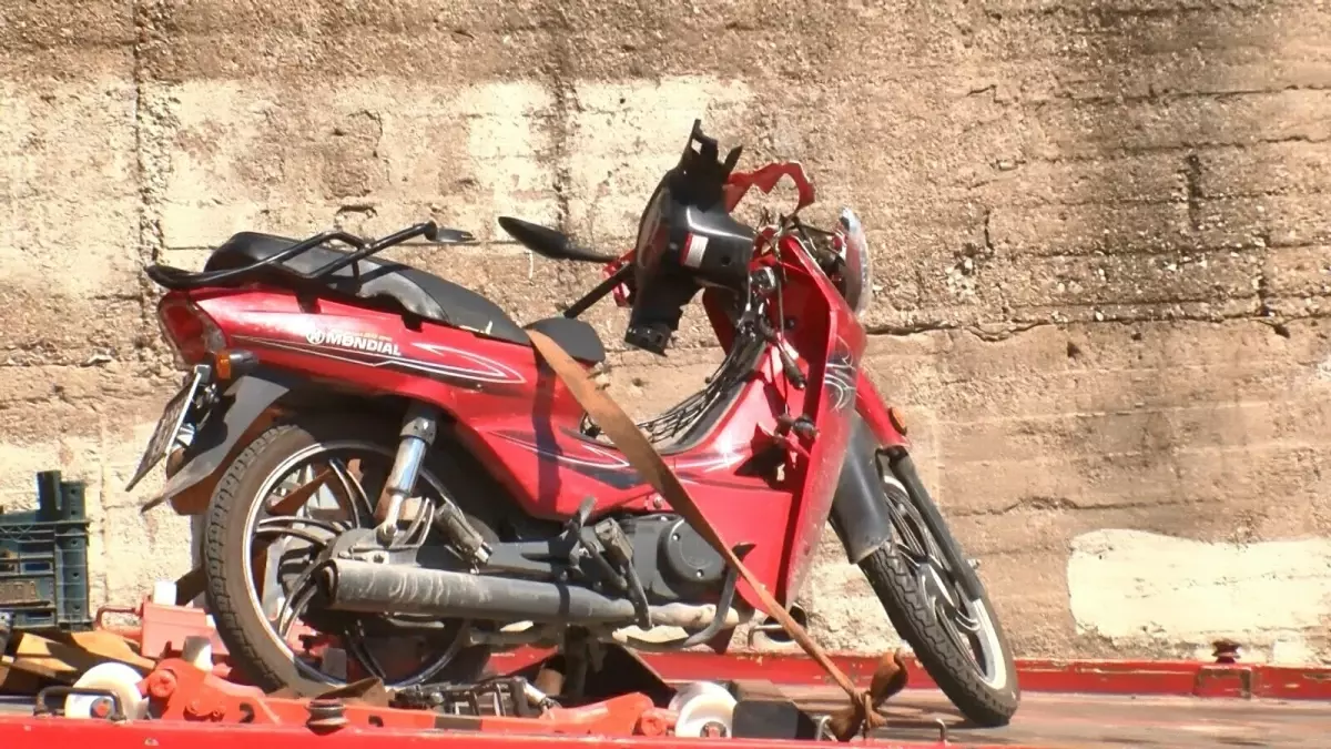 İzmir'de Trafik Kazası: Bir Ölü, Bir Yaralı