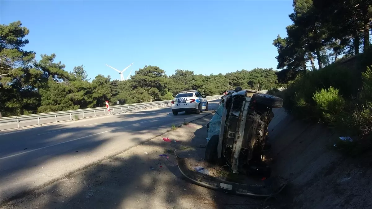 Ayvacık'ta Trafik Kazası: 2 Yaralı