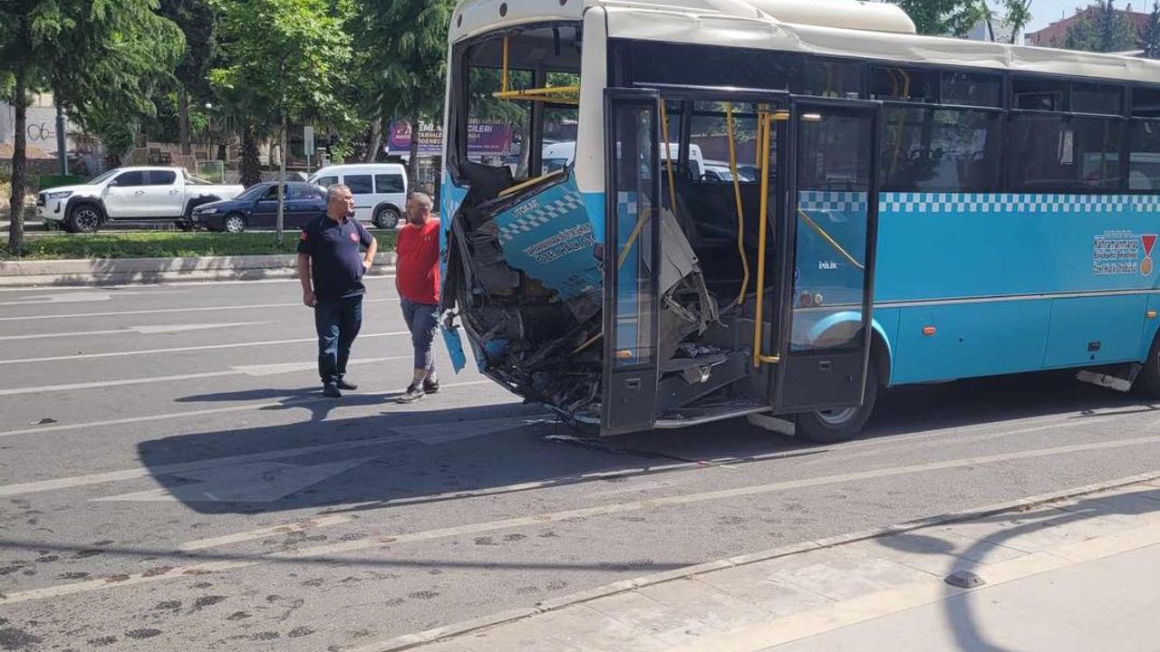 Kahramanmaraş’ta feci kaza: 1 Ölü, 8 Yaralı